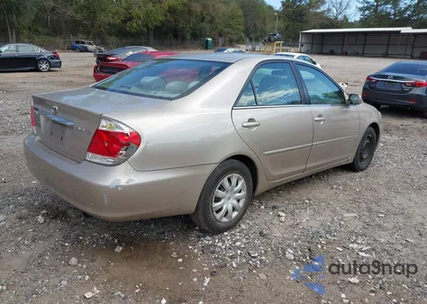 2005 Toyota Camry Le from USA, damaged, VIN 4T1BE32K15U979016